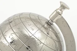 Alyson, Globe, Nickel