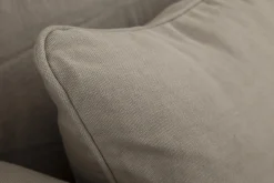 Brooke, Siege, Housse