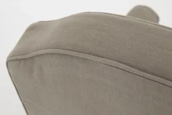 Brooke, Siege, Housse