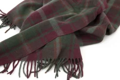 Camila, Plaid, A Carreaux