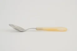 Coline, Cuillere A Cafe