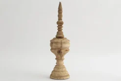 Corby, Cone, Bois, L