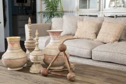 Corby, Cone, Bois, L