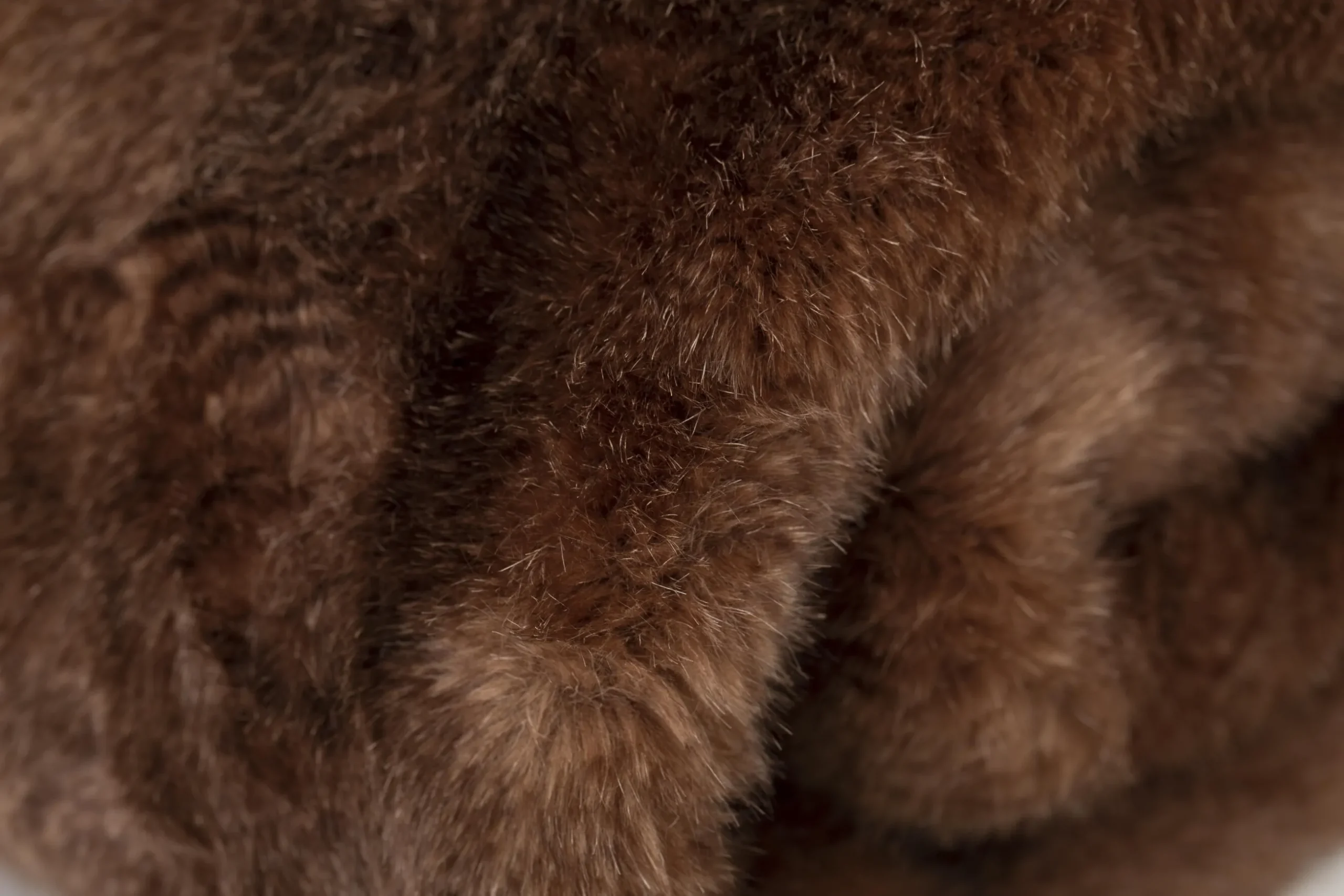 Hirom, Plaid, Fausse Fourrure