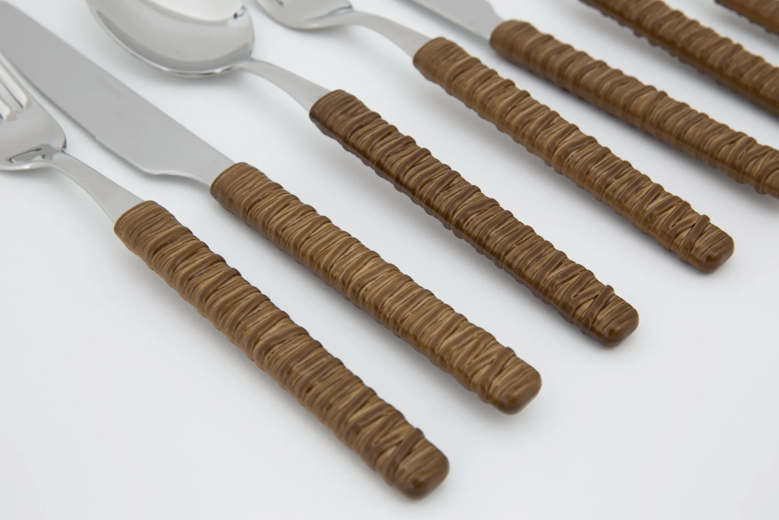 Korba, Couteau De Table