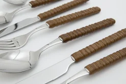 Korba, Couteau De Table