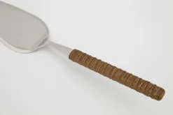 Korba, Serveur De Patisserie