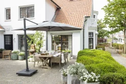 Manoli, Jardiniere, M