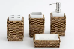 Togo, Pompe A Main, Reed